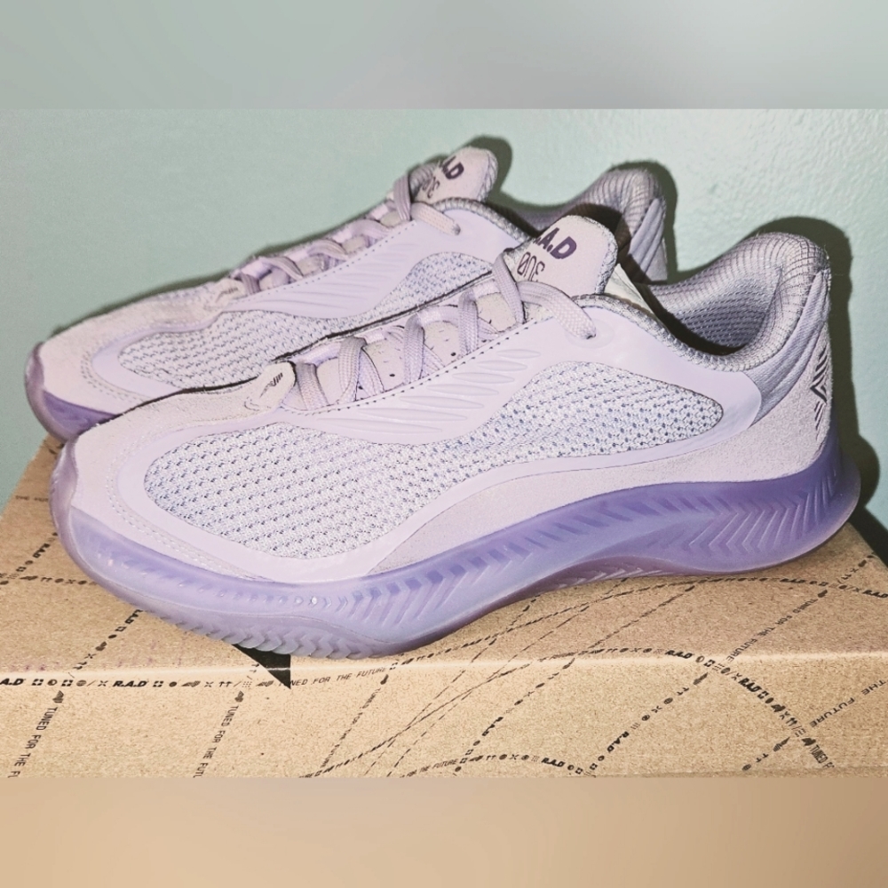 Women's Athletic Sneakers in Light Purple - Lightweight Running Shoes